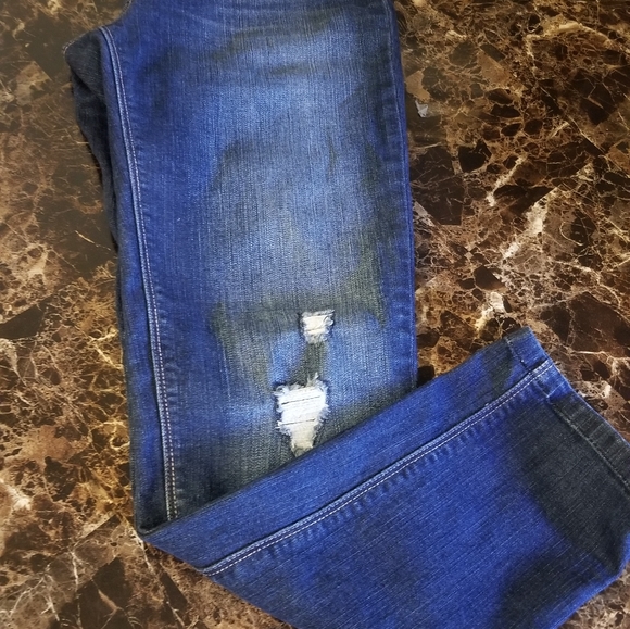 White House Black Market crop leg jeans SZ 4 distressed excellent condition - Picture 4 of 11